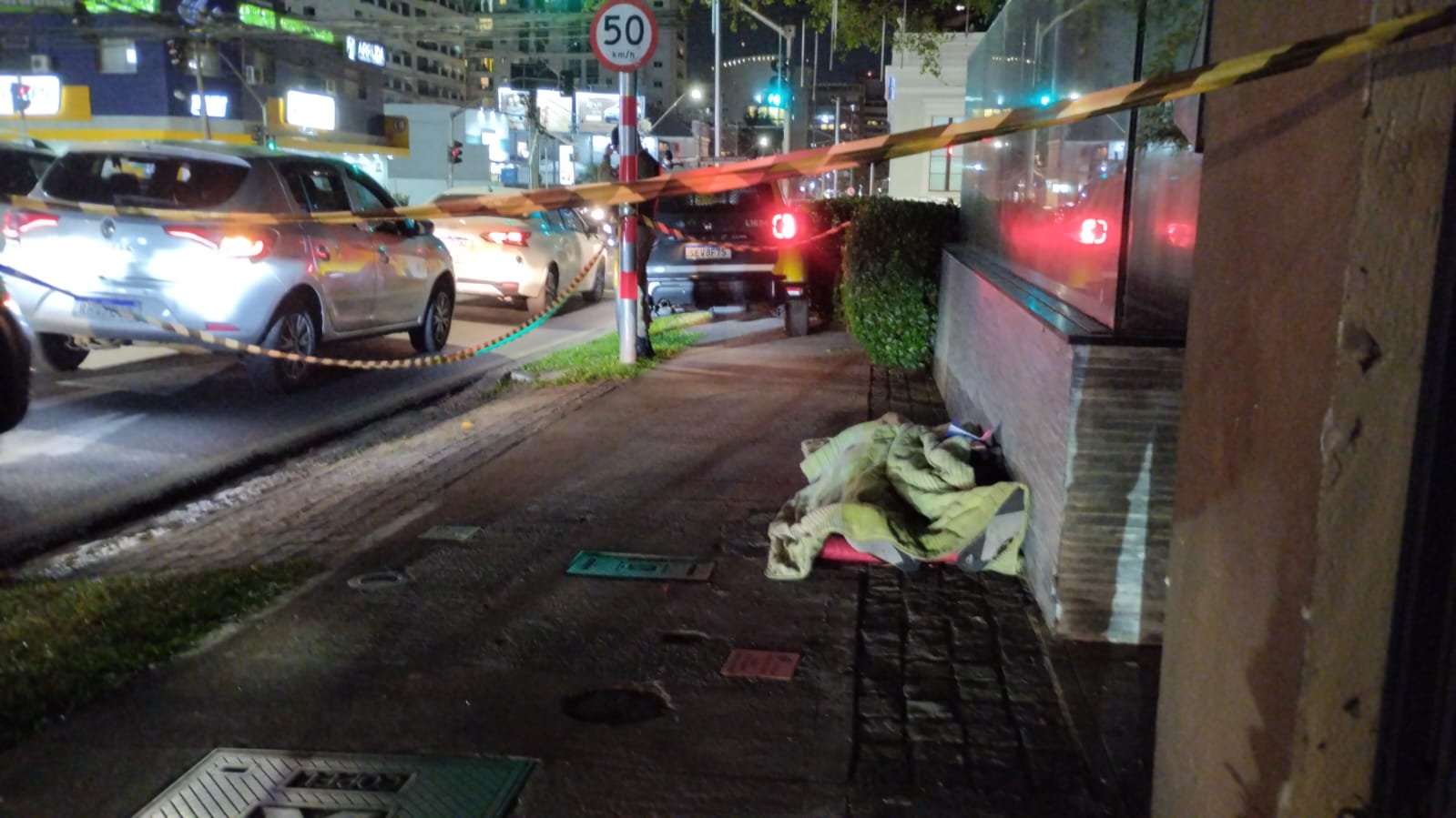 Corpo é encontrado na Avenida Batel