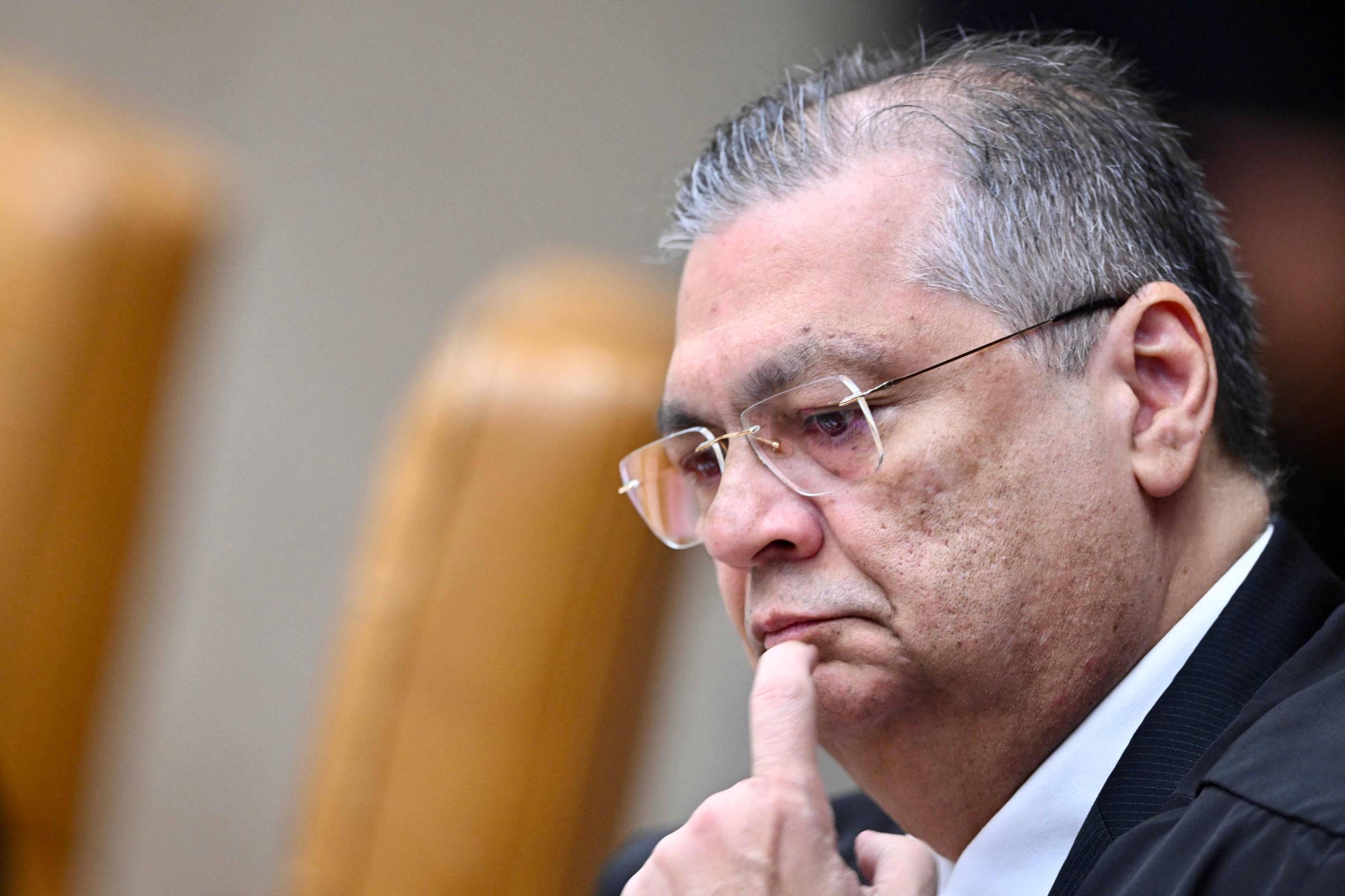 Dino vota no STF para responsabilizar big techs – 11/06/2025 – Poder