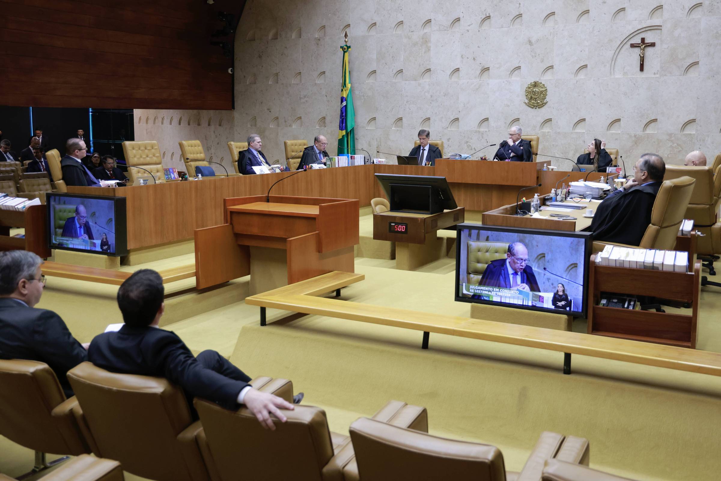 STF: Grau de responsabilidade de big techs tem divergência – 11/06/2025 – Poder