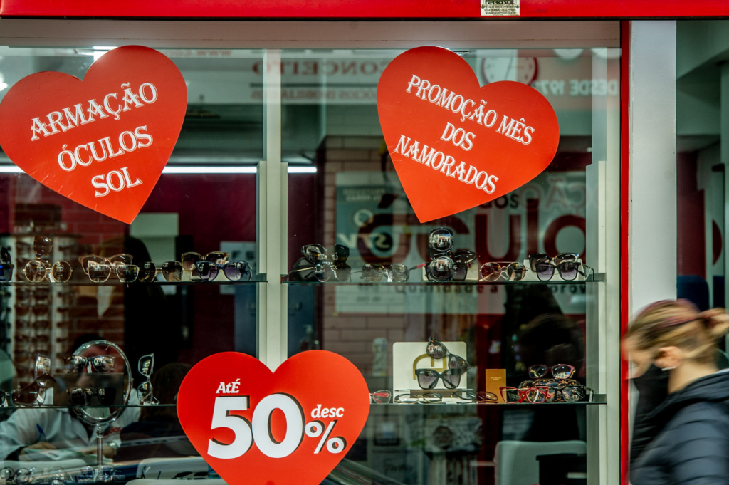 Alta internacional do preço do ouro eleva a 4,79% inflação do Dia dos Namorados