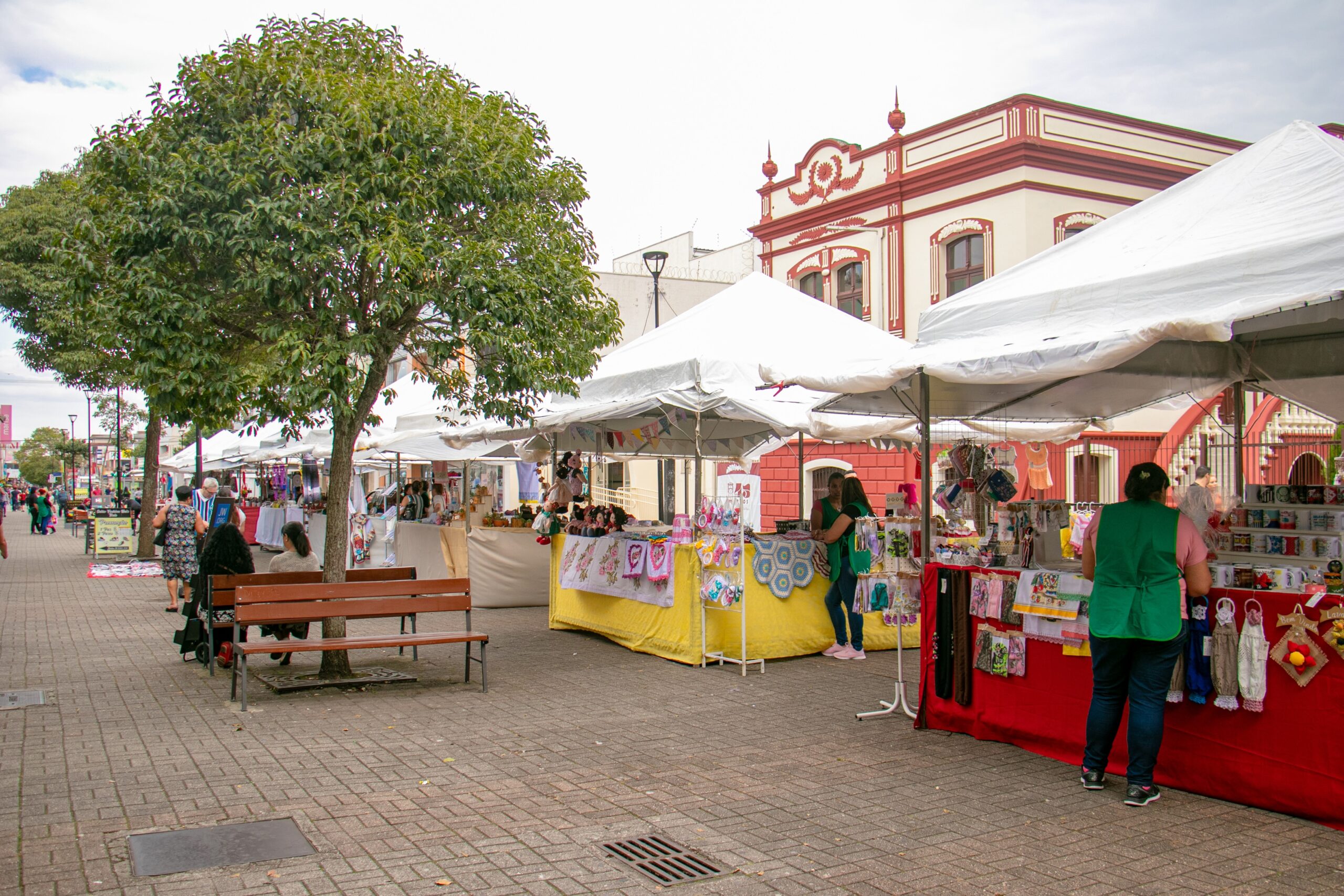 Feira de Inverno em São José dos Pinhais celebra talentos locais e reforça inclusão com artesanato e gastronomia | São José dos Pinhais para todos