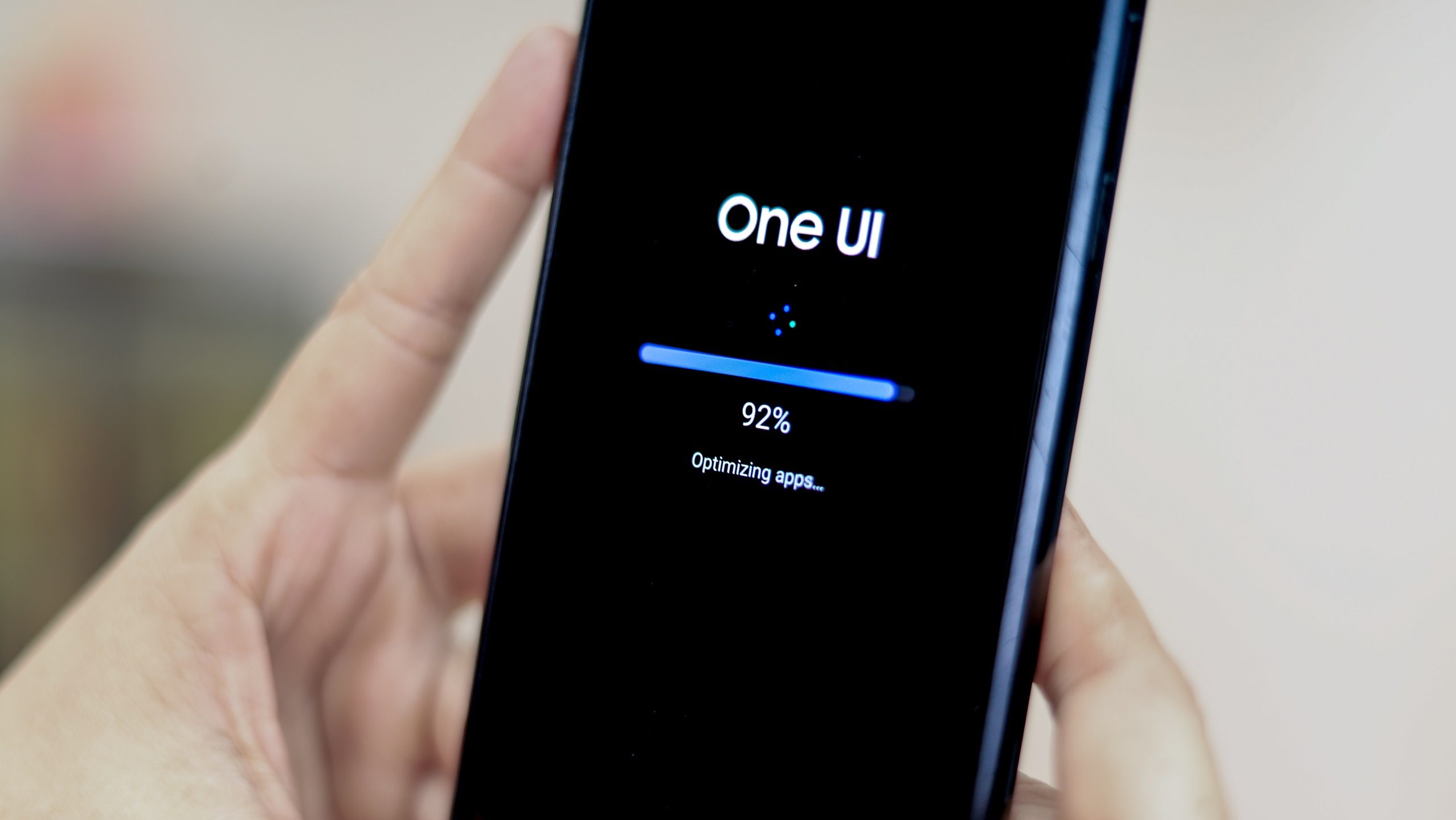 Samsung libera One UI 7 para mais um Galaxy popular