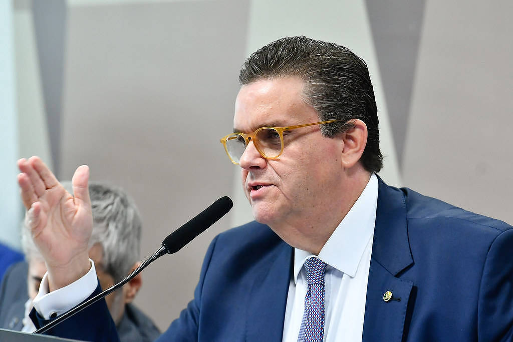 Previdência debate com Febraban teto do consignado do INSS – 09/07/2025 – Painel