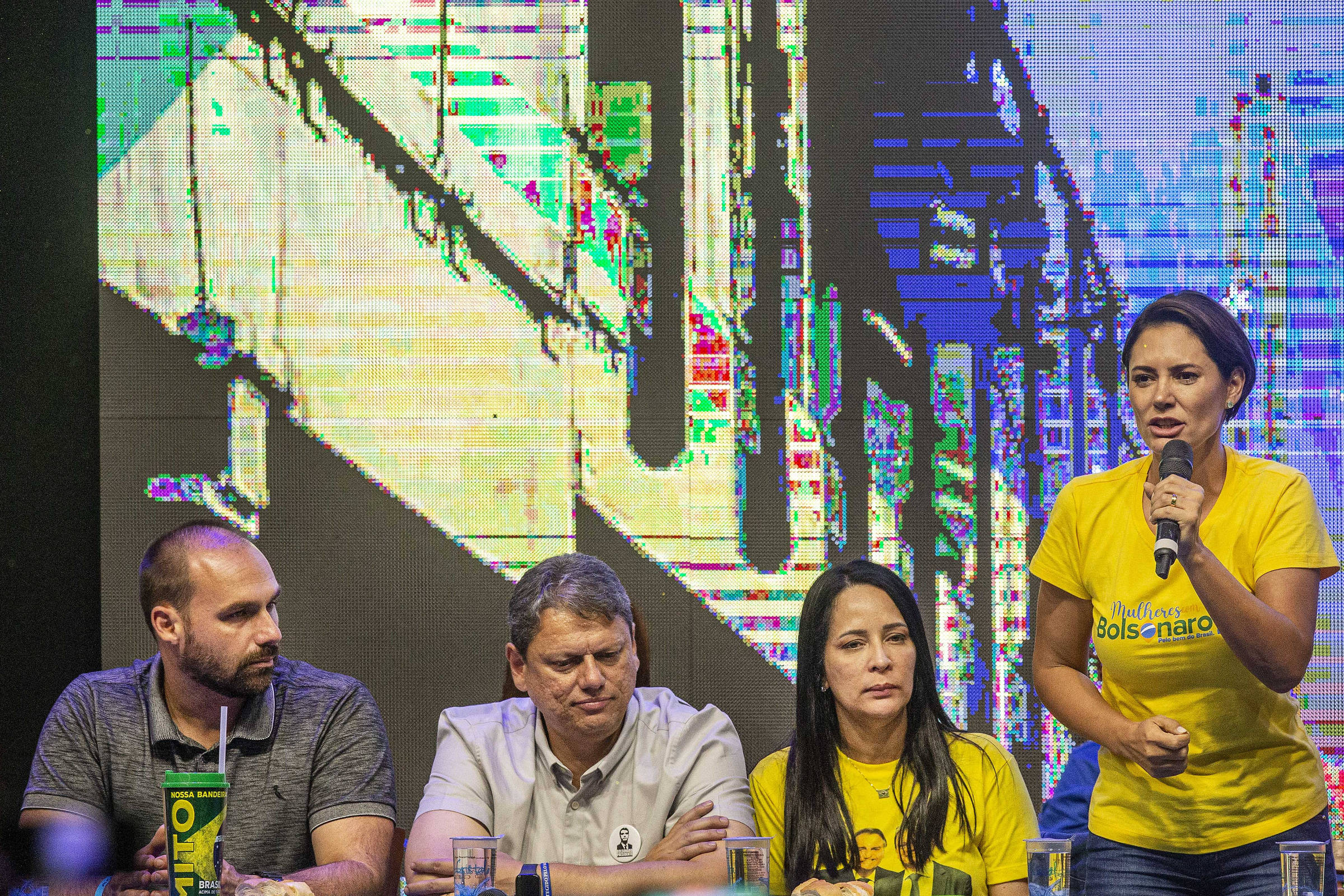 Quaest: Michelle é mais cotada por bolsonaristas para 2026 – 17/07/2025 – Poder