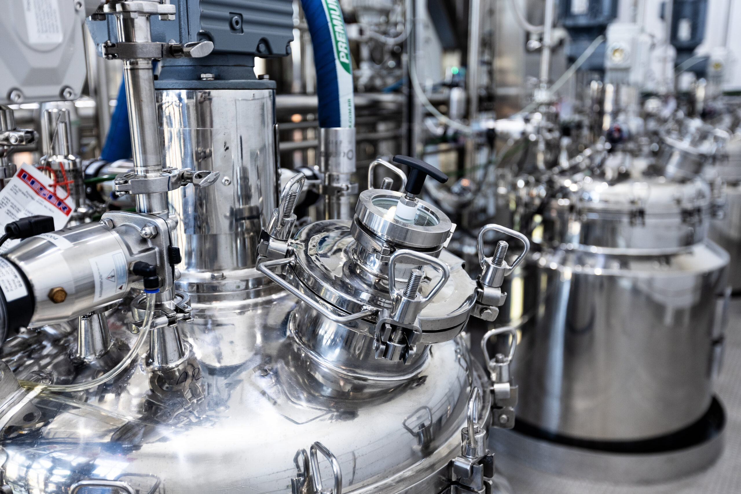 Cooperativa cria 1ª indústria de biodefensivos do Brasil