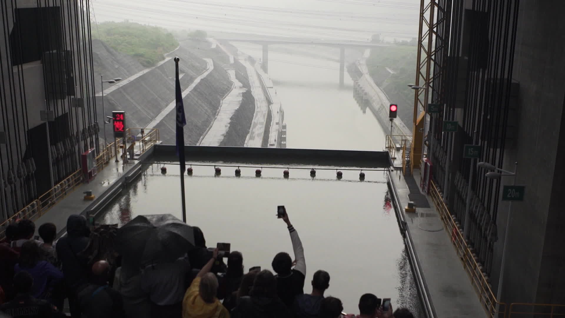 China inicia construção da maior hidrelétrica do mundo e gera otimismo no mercado | Economia