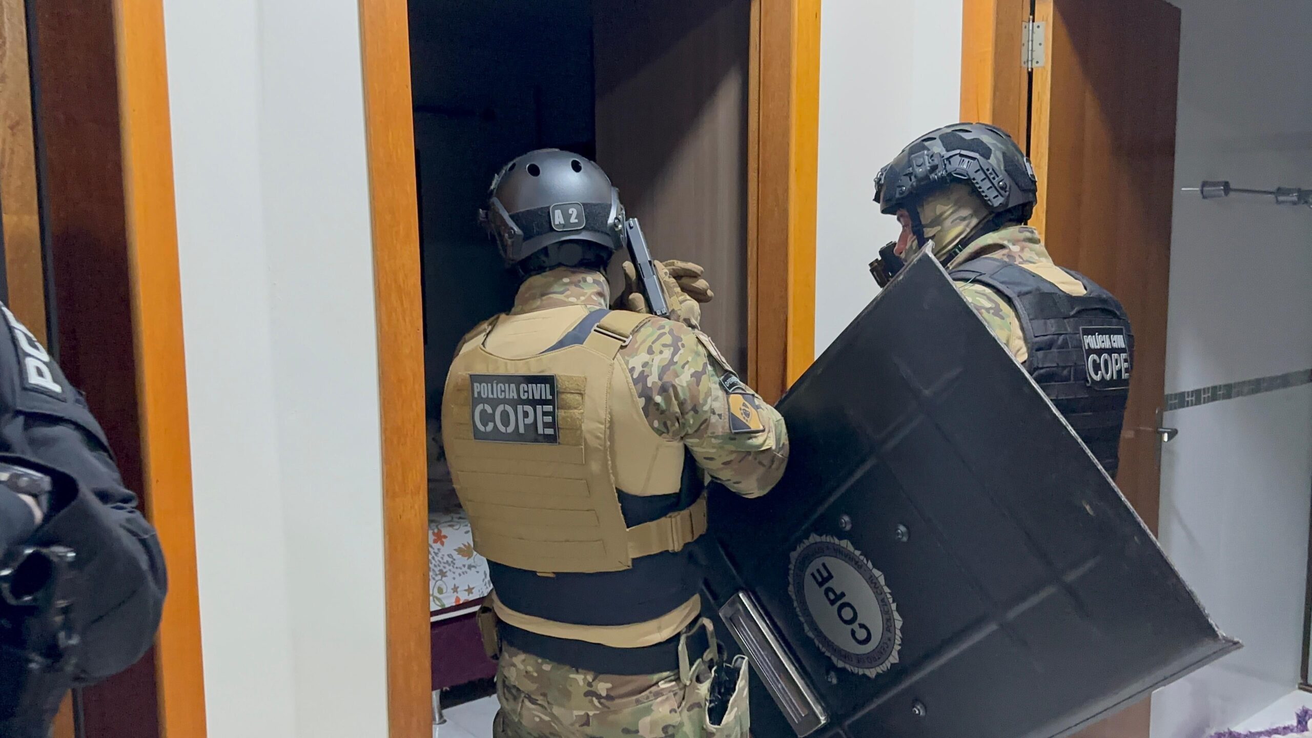 Rede de tráfico que movimentou R$ 4,3 milhões é alvo de operação no PR e SC