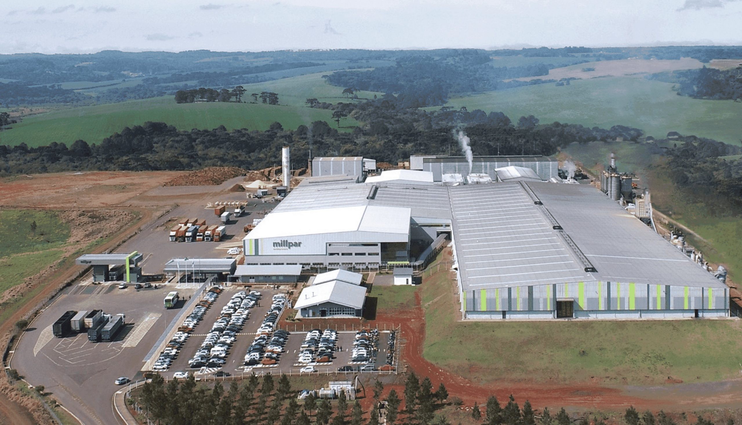 Tarifaço de Trump: fábrica paranaense dá férias coletivas para 640 funcionários e avalia ampliar medida para mais trabalhadores | Campos Gerais e Sul