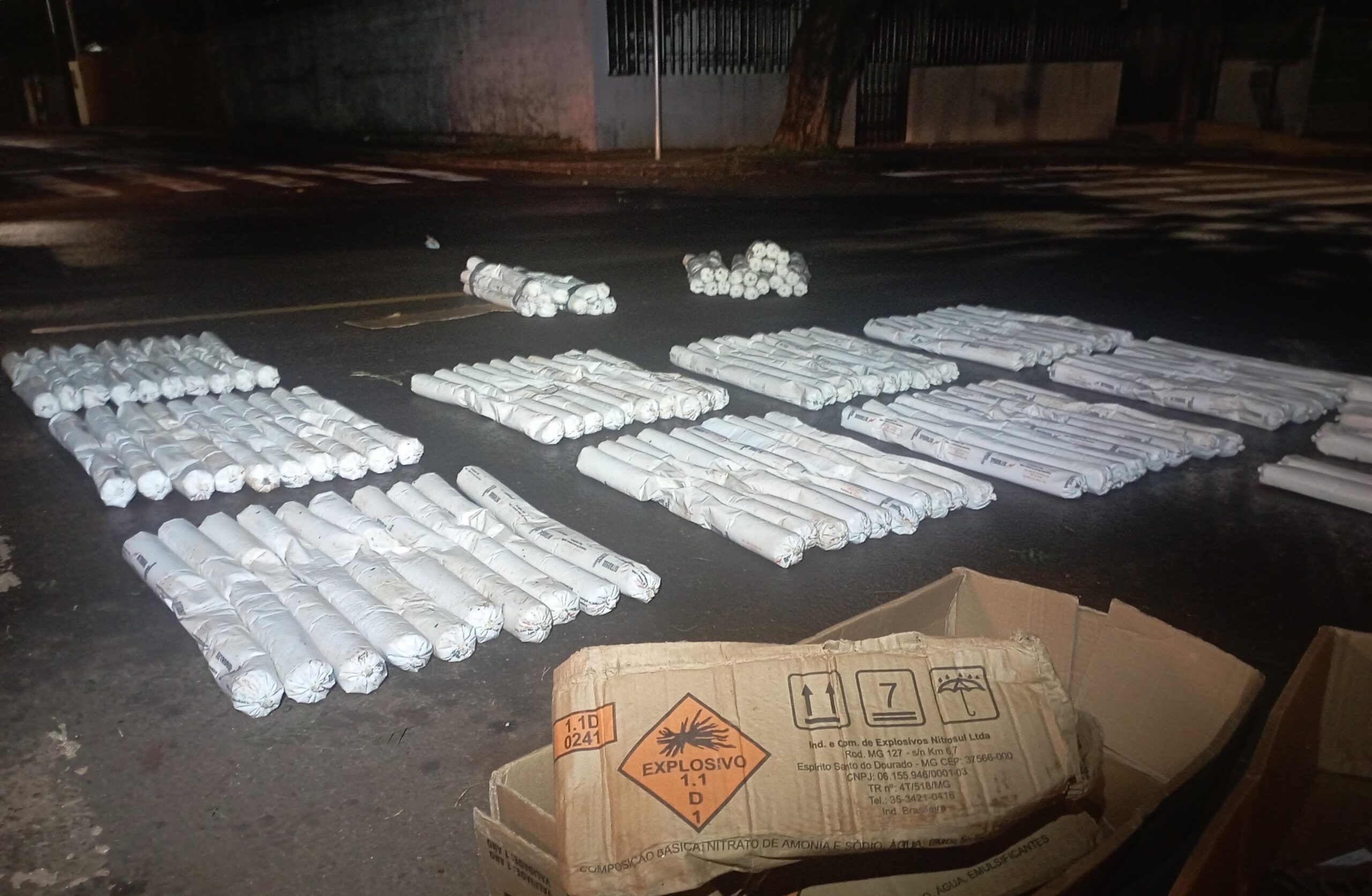 Explosivos que obrigaram mais de 100 moradores a saírem de casa no Paraná foram furtados de pedreira, diz polícia